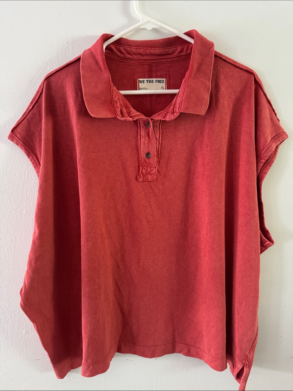 We The Free Washed Red Button-Up Polo Shirt Sz XL